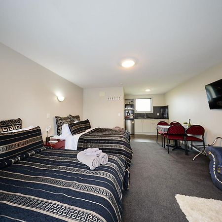Willowbank Motel Kaikoura Exteriör bild